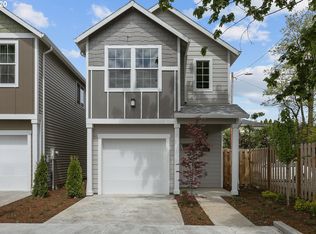 438 SE 157th Ave, Portland, OR