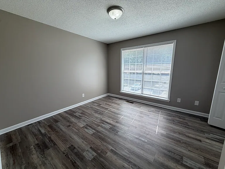 315 Pinehill Dr #2 — Photo 14