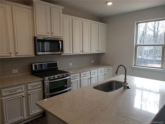 5th image of 15311 Autumn Sage Dr #3