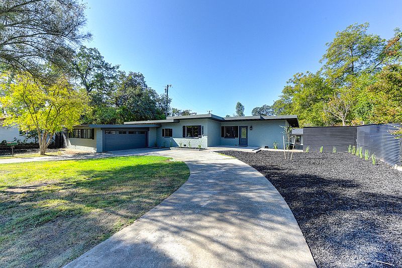 1st image of 2721 Creekside Ln
