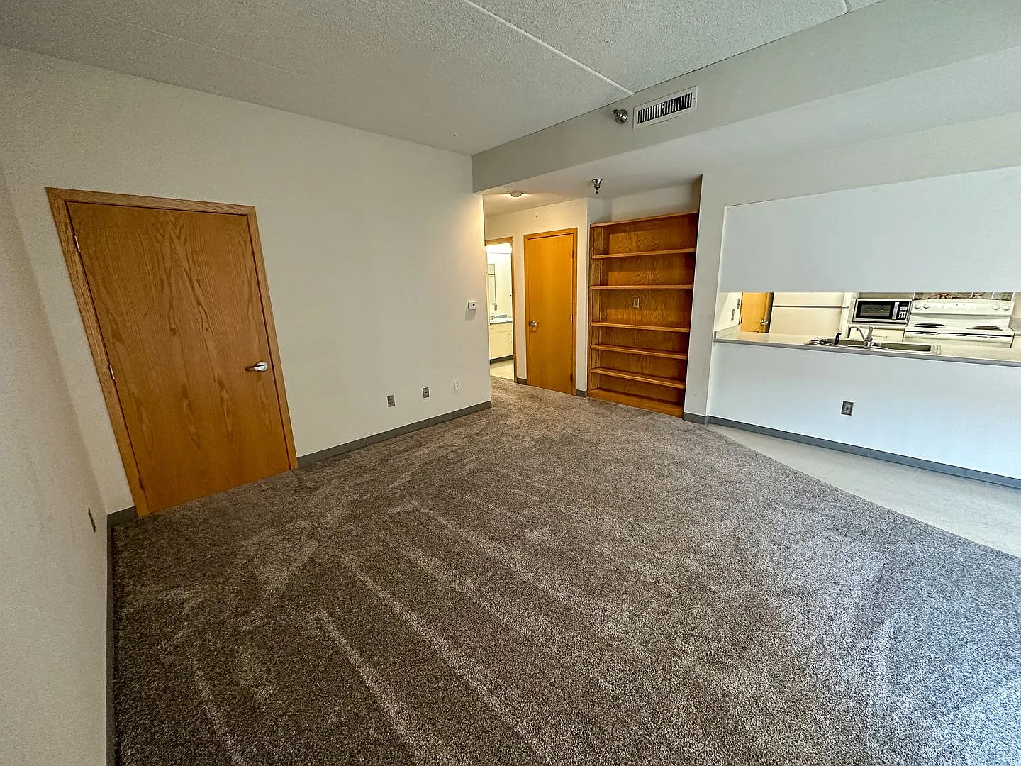 244 Hyland — Photo 1