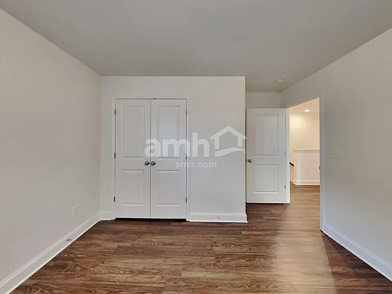 1079 Ashlyn Ct — Photo 27