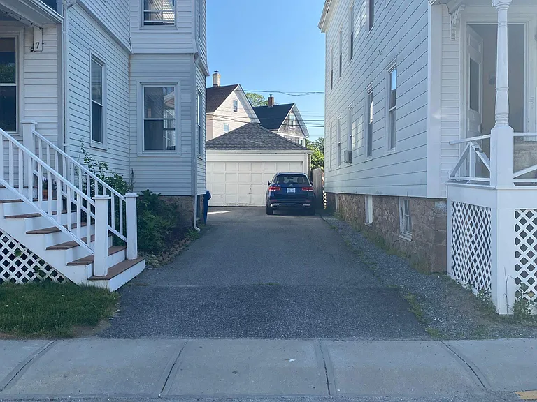 7 Pleasant St #1 — Photo 20