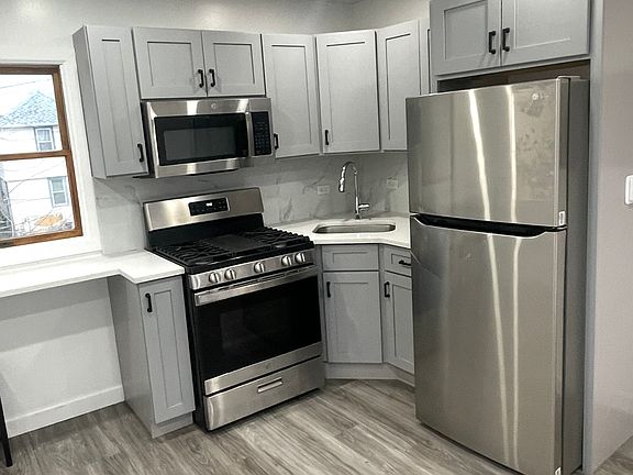 2nd image of 1320 E 92nd St #2