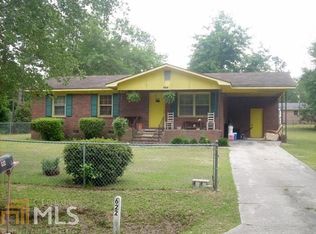 622 Sepia St, Swainsboro, GA 30401