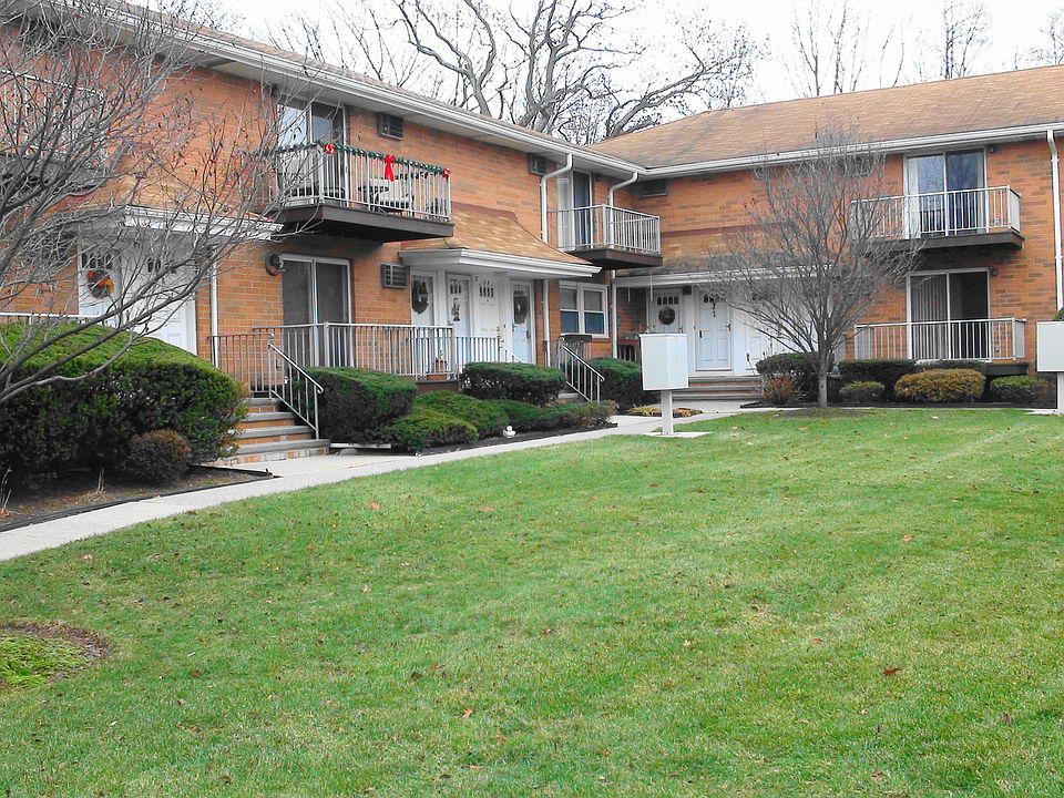 1st image of 15 Cottage St Building 17/3B-173B