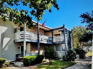 112 Harbor Dr UNIT 214, Runaway Bay, TX 76426