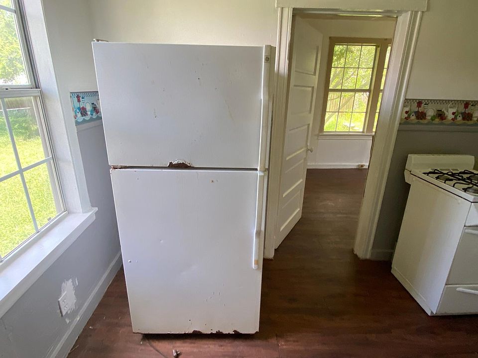 1st image of 238 Watson St #B