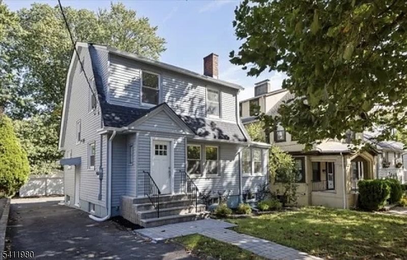 1st image of 153 Tremont Ave