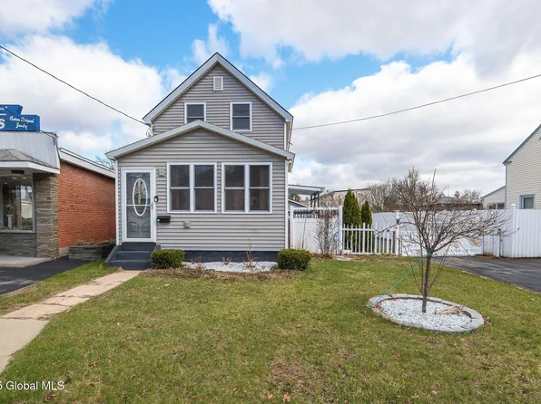 330 Mariaville Road, Schenectady, NY 12306