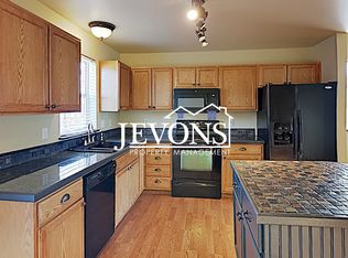 615 Jamie Dr, Selah, WA 98942