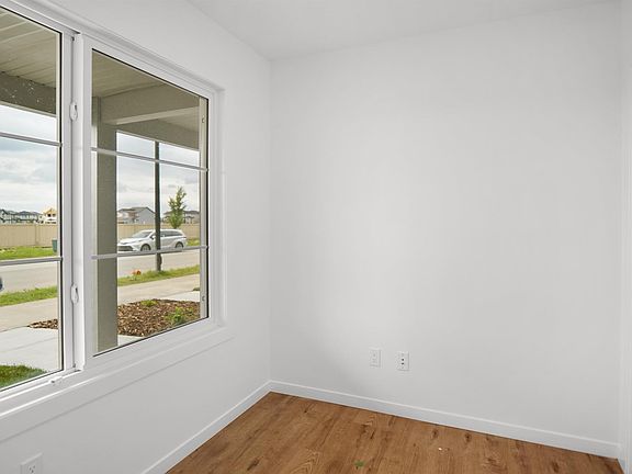 4th image of 3705 141st St SW #100