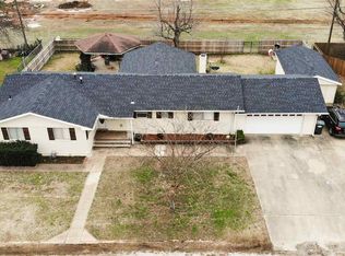 509 Circle Dr, Marietta, OK 73448