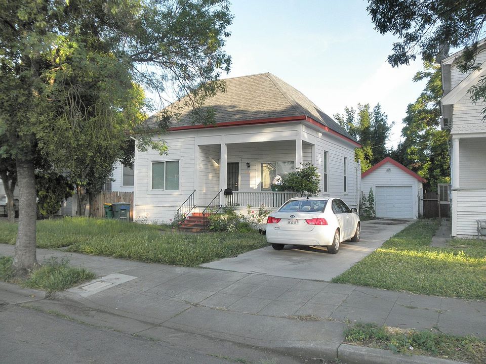 1st image of 328 E Jefferson St