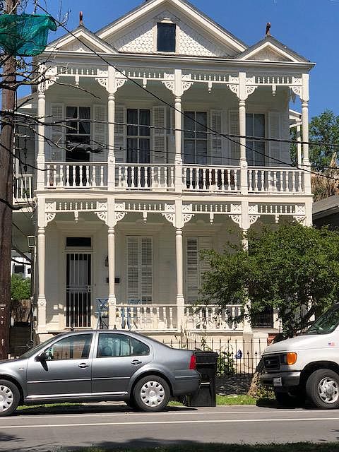 1st image of 827 Jackson Ave