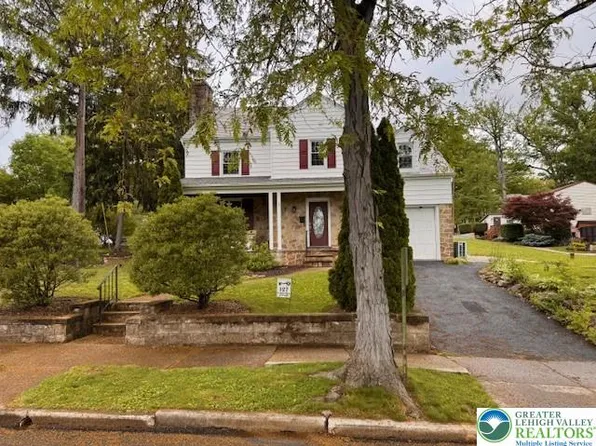 127 Columbia Ave, Palmerton, PA 18071