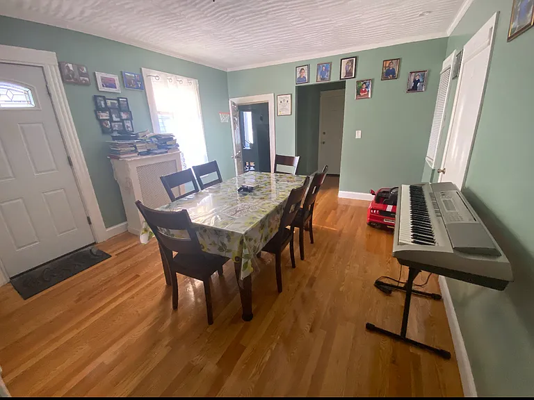 660 Boston St #1 — Photo 6