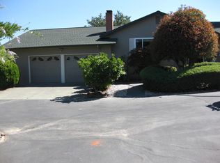 6915 Giusti Rd, Forestville, CA 95436