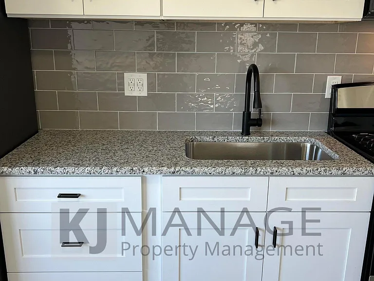 32443 Muskegon Ct — Photo 4