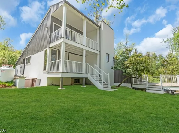 54 Farmersville Rd, Tewksbury Twp., NJ 07830