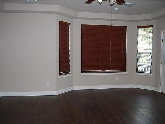 5th image of 15620 Prestancia Dr