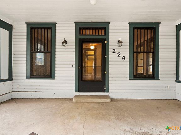 2nd image of 226 Darst St