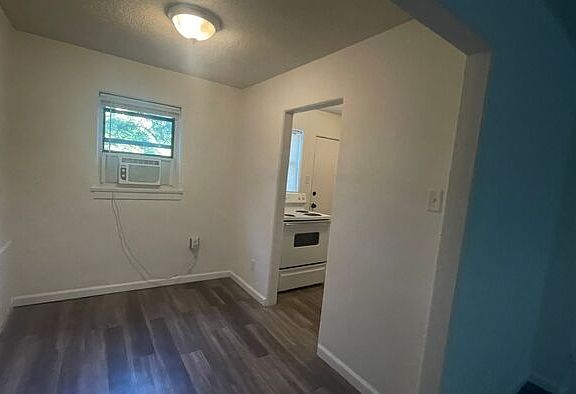 3rd image of 116 Morningside Dr