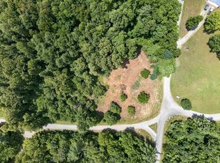 Ridge Oak Chestnut Ridge Dr, Copper Hill, VA 24079
