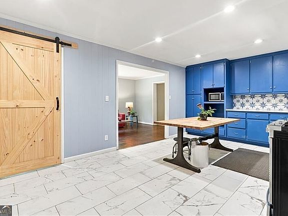 5th image of 2033 Cardell Rd