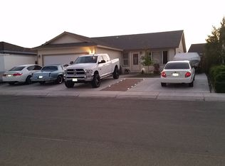 117 Campfire Cir, Fernley, NV 89408