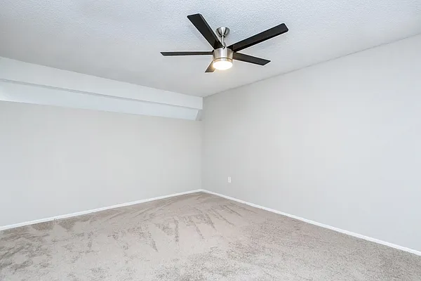 Wymore 360 Apartments — Photo 27