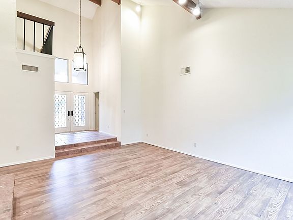 4th image of 3604 Lake Champlain Dr