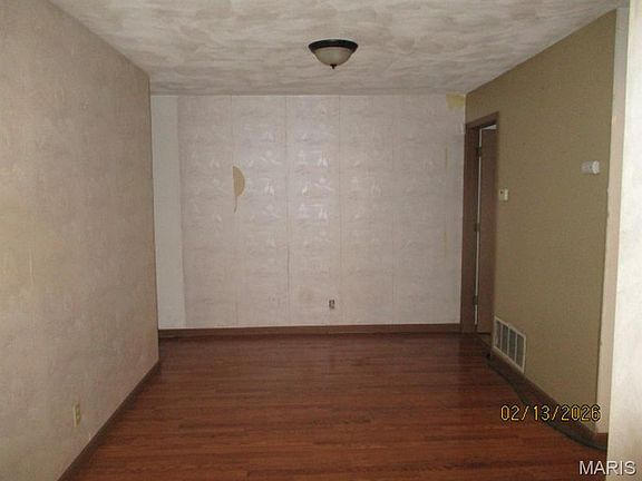 4th image of 130 Sandridge Dr