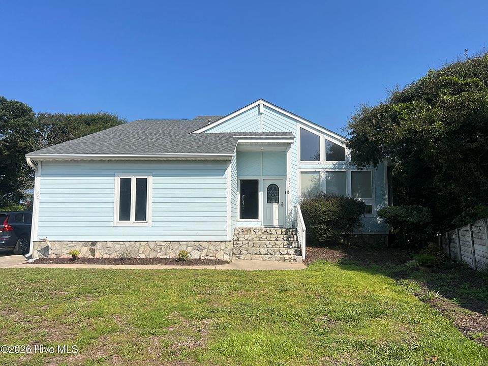 1st image of 109 Oakleaf Drive