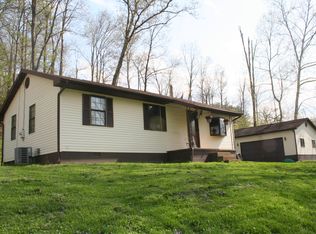 820 Hamer Dr, Huntington, WV 25704