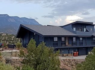 76 Aspen Rd, Placitas, NM 87043