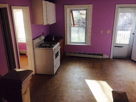 5th image of 59 Gill St #1