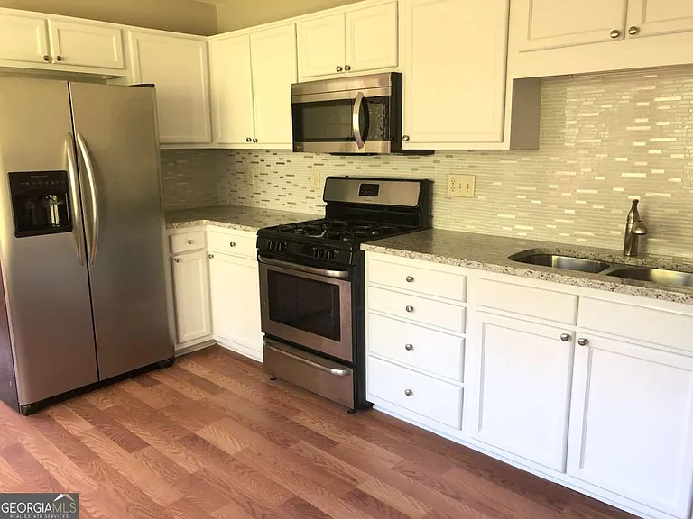 6923 Cave Springs Rd — Photo 3