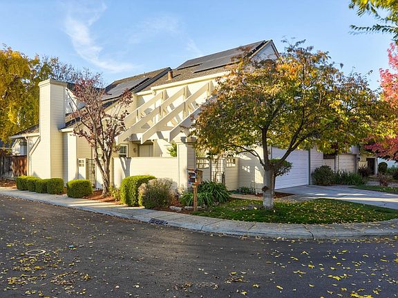 2nd image of 713 Tiana Ln