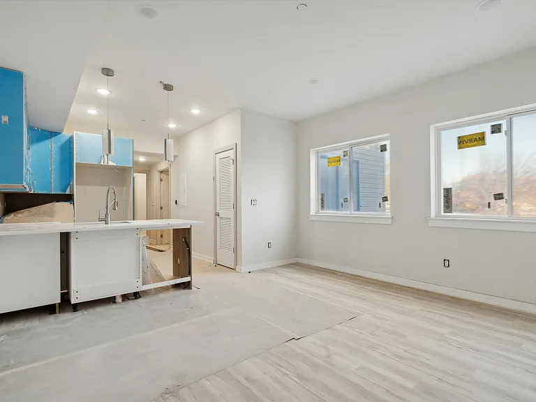 3727 Lancaster Ave #300 — Photo 16