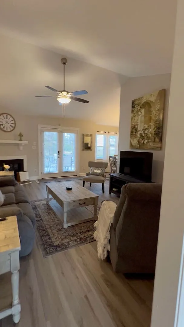 2502 St. Christopher Circle Unit #2 — Photo 4