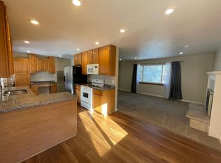 1517 Ashcroft Dr #B, Longmont, CO 80501