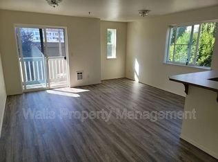 1408 NW 57th St #201, Seattle, WA 98107