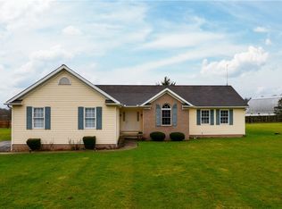 11289 Hopkins Rd, Garrettsville, OH 44231