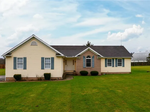 11289 Hopkins Rd, Garrettsville, OH 44231