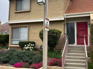 357 N Sprucewood Ave, Oak Park, CA 91377