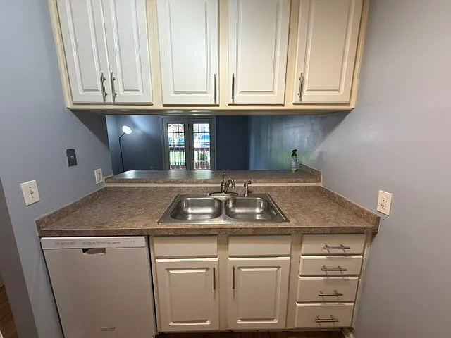 1905 Tall Oaks Dr #1606 — Photo 2