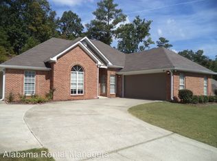 1924 Valewood Cir, Hoover, AL 35244