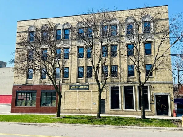 9 Woodland Apartments