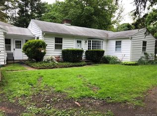 5 Adams Ln, Norwalk, CT 06850